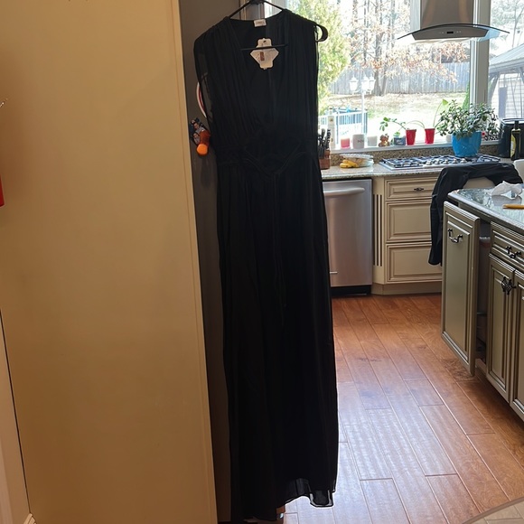 Classy long black dress - Picture 3 of 5